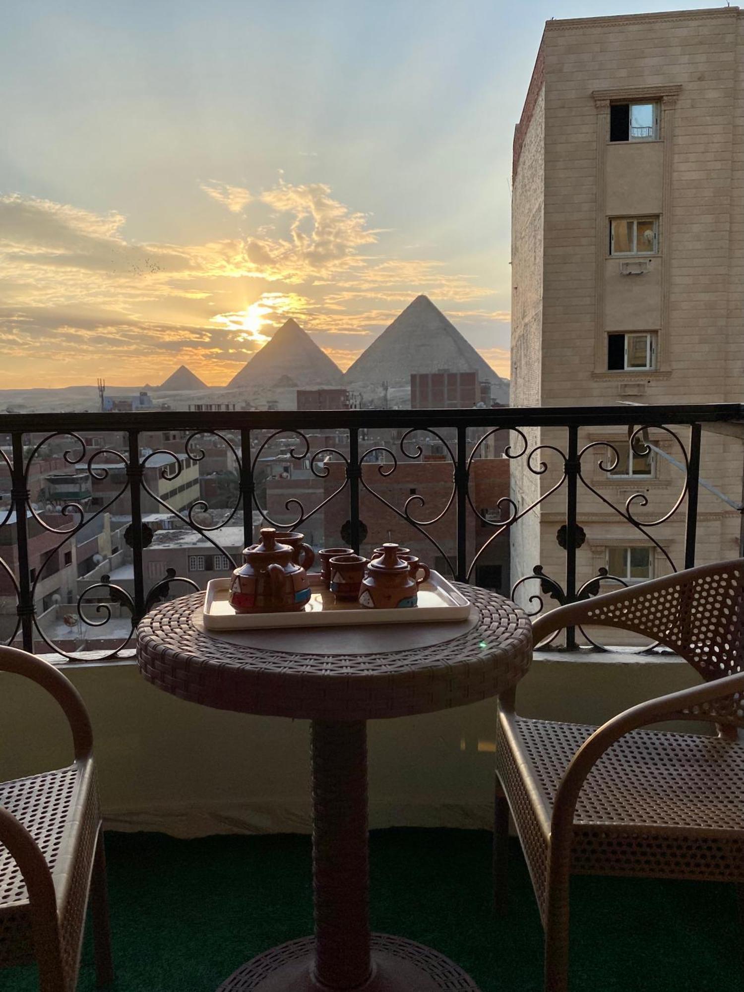 Zlato Pyramids View Tours & Каїр